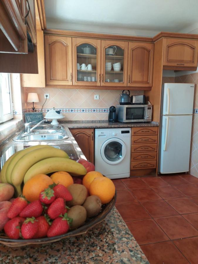 Lagoa Azul Guest House ヴィラ・ノヴァ・デ・ミルフォンテス エクステリア 写真