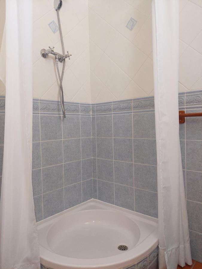 Lagoa Azul Guest House ヴィラ・ノヴァ・デ・ミルフォンテス エクステリア 写真