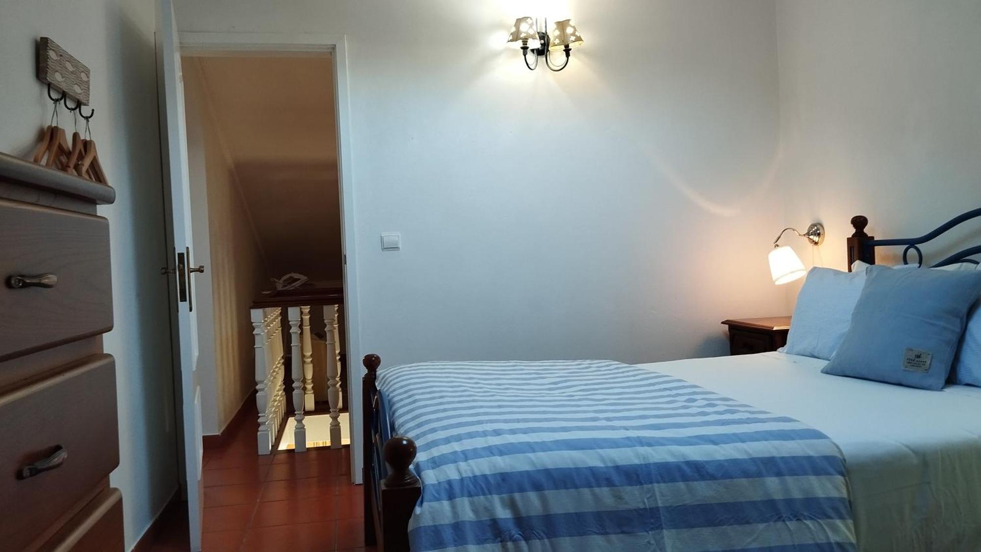 Lagoa Azul Guest House ヴィラ・ノヴァ・デ・ミルフォンテス エクステリア 写真
